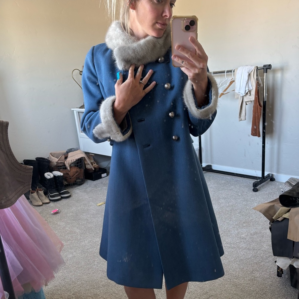 Vintage 1960s 100% Wool Blue Coat with Fur Trim